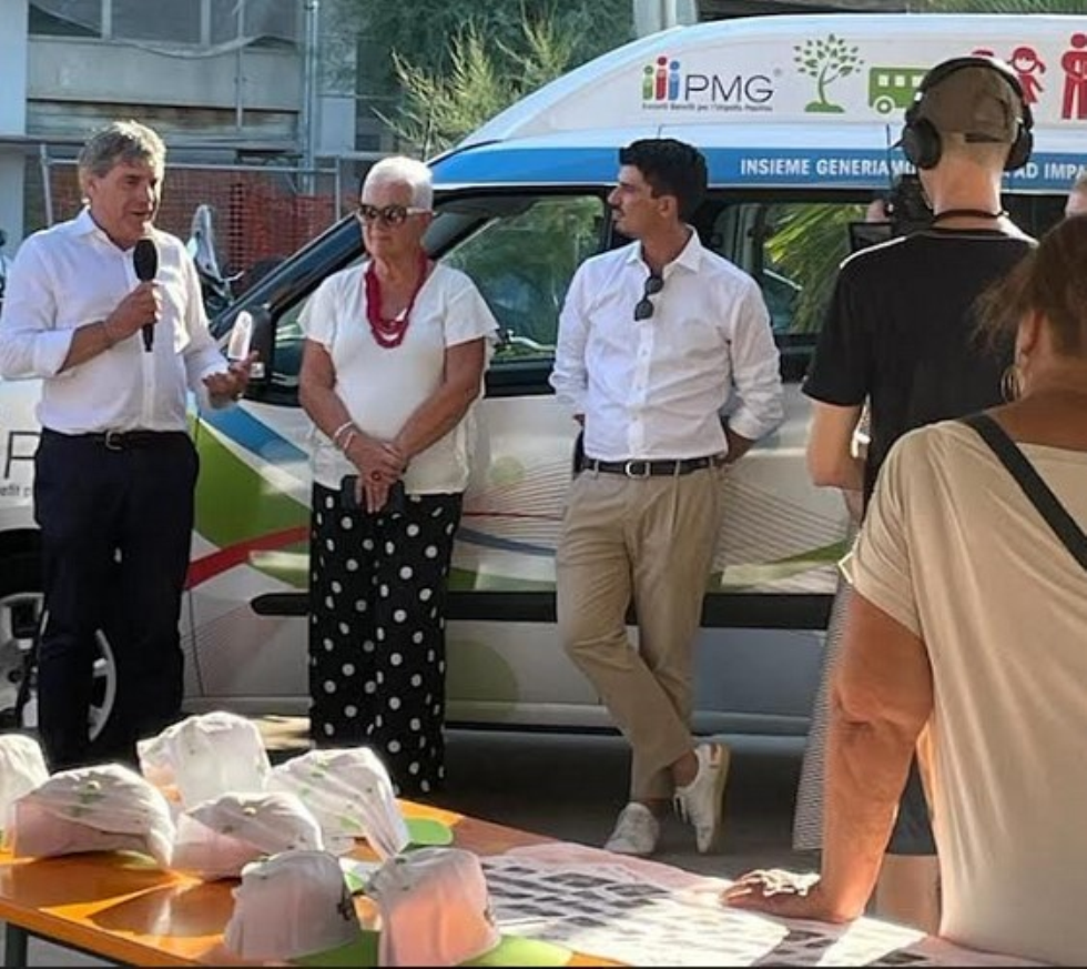 Inaugurato nuovo mezzo per il trasporto sociale a Fano