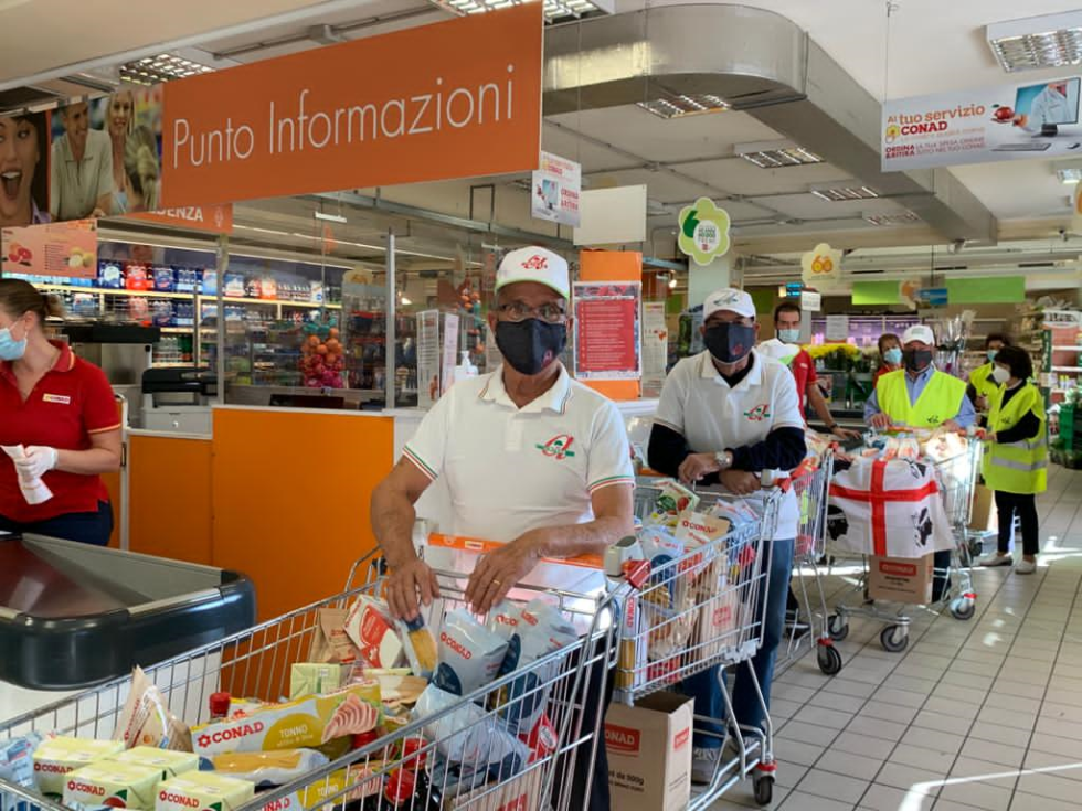 Raccolta di generi alimentari organizzata da Anteas Ogliastra