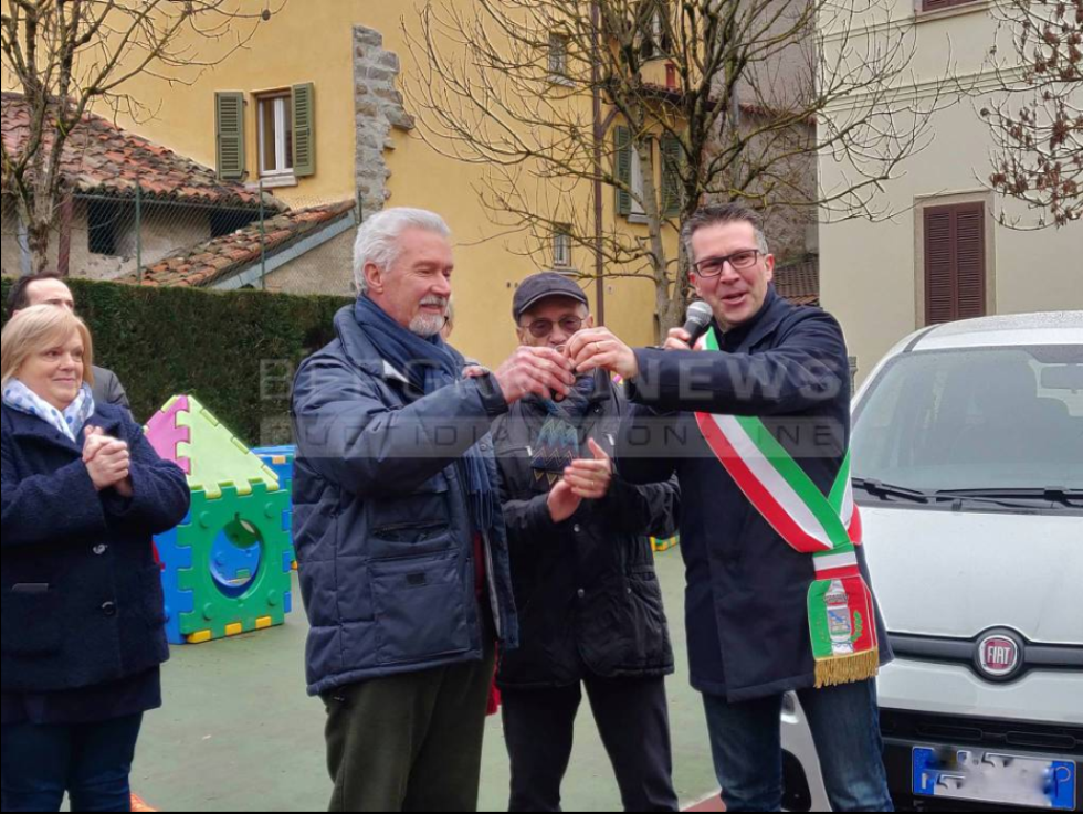 San Giovanni Bianco (Bergamo), una nuova auto per il trasporto sociale Anteas
