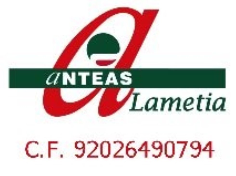 Due iniziative dell'Anteas di Lamezia Terme (Cz), Anziani a teatro e un corso di primo soccorso