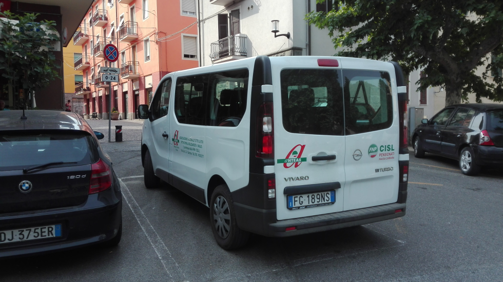 Il parco auto di Anteas Massa si arricchisce di un pulmino Opel Vivaro