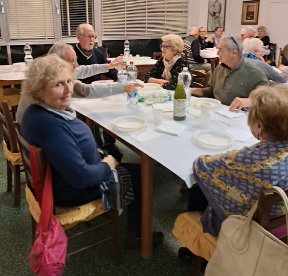 A cena contro la solitudine, con Anteas La Spezia
