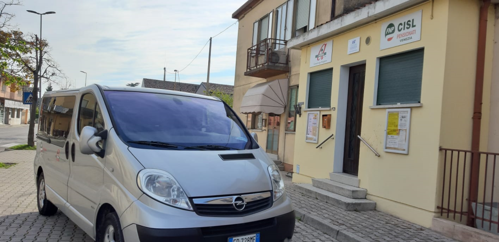 Anteas Campolongo (Ve)  ha un nuovo pulmino attrezzato per il trasporto sociale